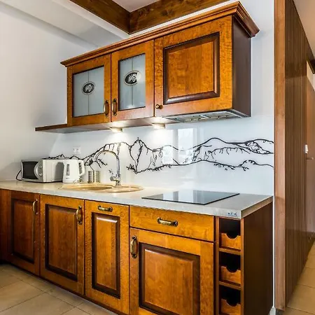 Aparthost Snowbird *