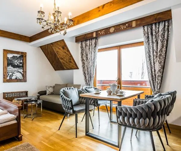 Aparthost Snowbird *