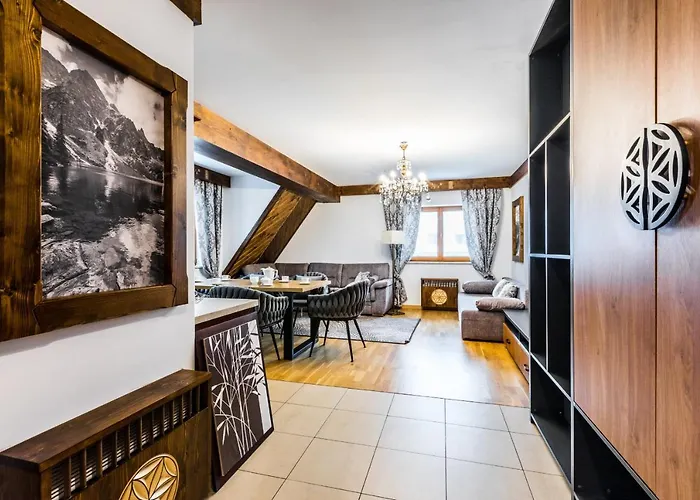 Aparthost Snowbird דירה